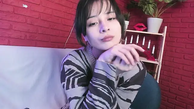 Snapshot of May_Ling chatting on 02-17-26, 08:39 May Ling online show from 02-17-26, 08:39