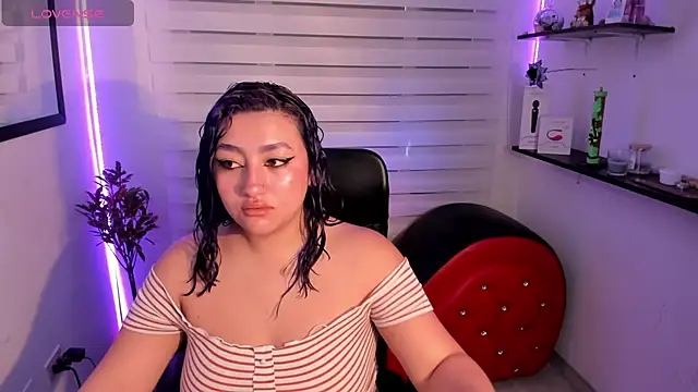 Emily Jonesh online show from 05-28-26, 12:33