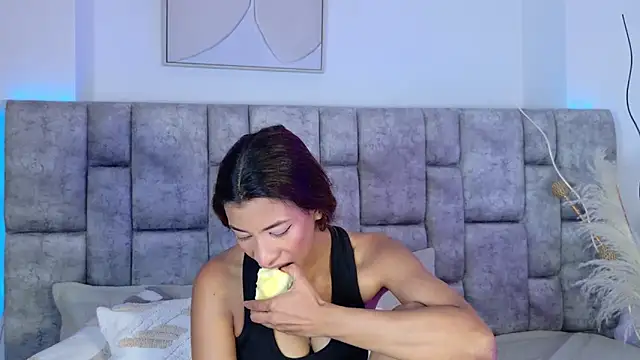 MelanyStone  online show from 03-21-26, 03:27