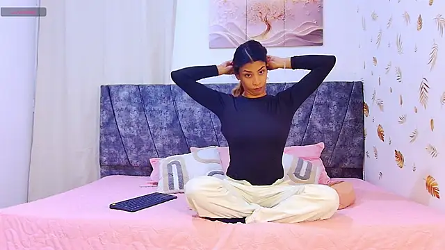 MelanyStone  online show from 04-06-26, 01:12