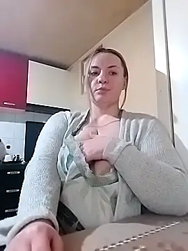 Snapshot of HotStepmommy4 chatting on 02-10-26, 11:59 HotStepmommy4 online show from 02-10-26, 11:59