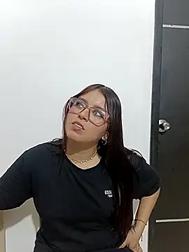 Snapshot of Royal_street_1 chatting on 02-11-26, 03:17 Royal street 1 online show from 02-11-26, 03:17