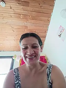 Layla Zaid online show from 05-14-26, 03:42