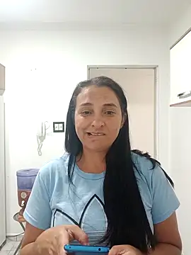 Snapshot of luamel2126 chatting on 02-28-26, 03:33 luamel2126 online show from 02-28-26, 03:33