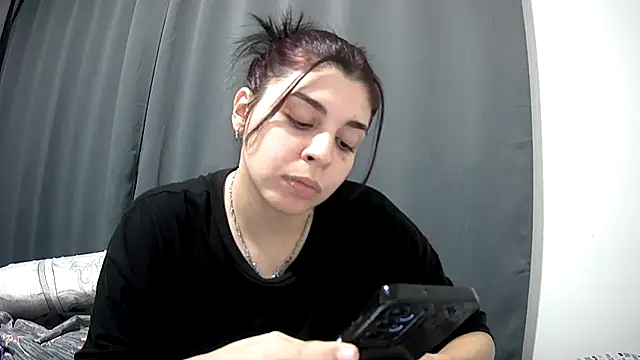 Snapshot of violetazein7 chatting on 05-15-26, 11:47 violetazein7 online show from 05-15-26, 11:47