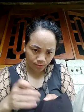 Snapshot of molly-xx chatting on 06-29-26, 09:27 molly-xx online show from 06-29-26, 09:27