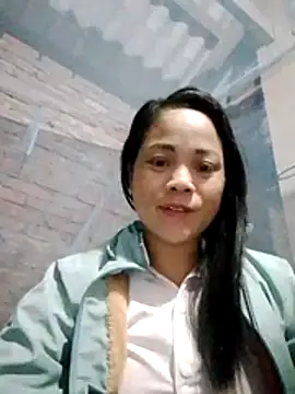 Snapshot of molly-xx chatting on 02-21-26, 08:11 molly-xx online show from 02-21-26, 08:11