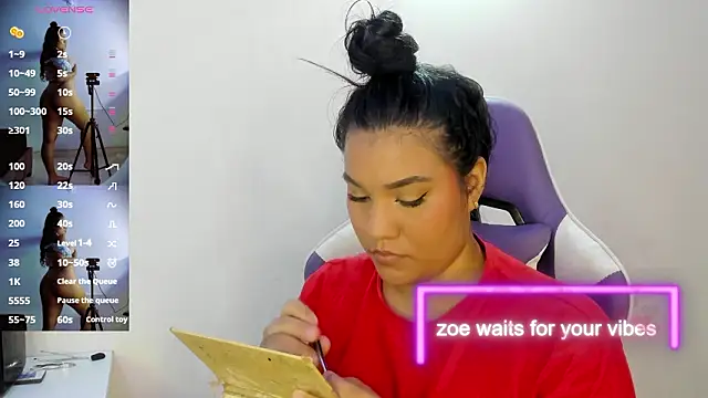 Snapshot of ZoeParcker chatting on 02-25-26, 07:25 ZoeParcker online show from 02-25-26, 07:25