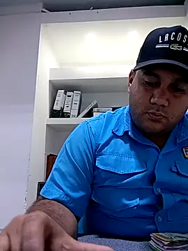 Mohamed1627 online show from 04-18-26, 01:30