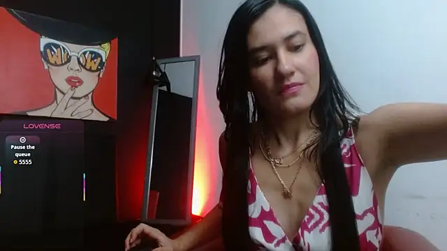 Snapshot of Victoria_1126 chatting on 02-25-26, 07:47 Victoria 1126 online show from 02-25-26, 07:47