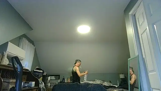 Snapshot of ShadowLove85 chatting on 05-22-26, 11:36 ShadowLove85 online show from 05-22-26, 11:36