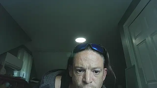 Snapshot of ShadowLove85 chatting on 05-27-26, 03:08 ShadowLove85 online show from 05-27-26, 03:08