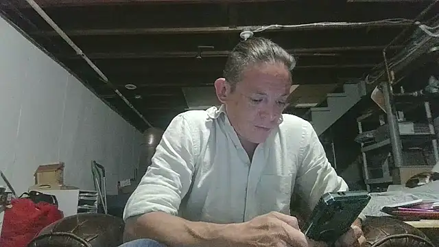 Snapshot of ShadowLove85 chatting on 06-30-26, 03:39 ShadowLove85 online show from 06-30-26, 03:39