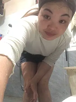 Snapshot of newbaby1 chatting on 02-13-26, 10:54 newbaby1 online show from 02-13-26, 10:54