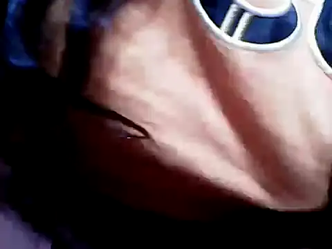 Snapshot of naughty_asian11 chatting on 04-12-26, 05:38 naughty asian11 online show from 04-12-26, 05:38