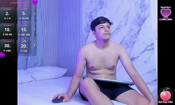 Snapshot of RaiderandRoxie1 chatting on 03-01-26, 12:21 RaiderandRoxie1 online show from 03-01-26, 12:21