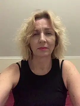 Snapshot of VeltaMur975 chatting on 03-09-26, 08:12 VeltaMur975 online show from 03-09-26, 08:12