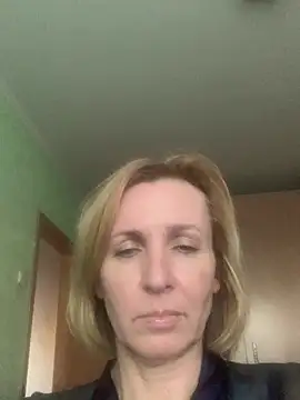 Snapshot of VeltaMur975 chatting on 02-21-26, 03:03 VeltaMur975 online show from 02-21-26, 03:03