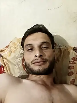 Snapshot of Beinghorny83 chatting on 03-01-26, 08:09 Beinghorny83 online show from 03-01-26, 08:09