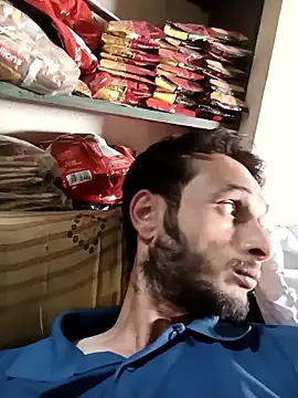 Beinghorny83 online show from 03-12-26, 07:34