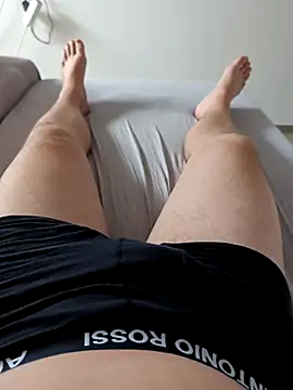 Skoel84 online show from 02-12-26, 08:14