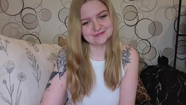 AnitaXVine online show from 06-01-26, 06:51