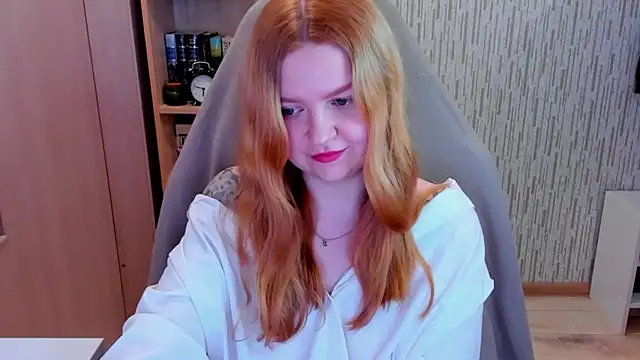 AnitaXVine online show from 04-19-26, 05:47