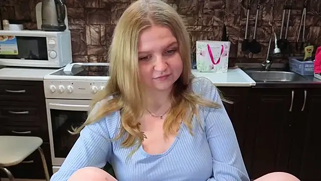 AnitaXVine online show from 06-04-26, 07:40