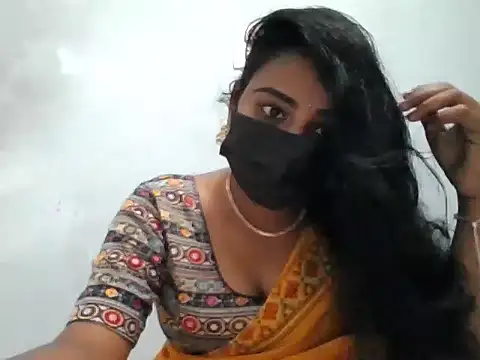 Snapshot of Rathi-priyaa chatting on 02-26-26, 04:34 Rathi-priyaa online show from 02-26-26, 04:34