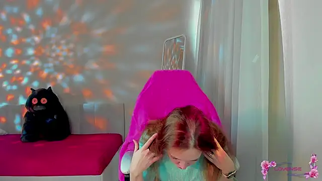 she wolf online show from 03-28-26, 04:24