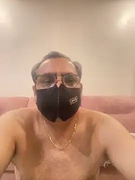 maleattention online show from 04-18-26, 03:58