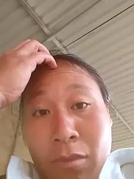 Snapshot of plump-bums chatting on 02-18-26, 01:36 plump-bums online show from 02-18-26, 01:36