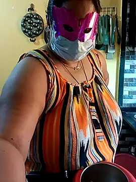 Snapshot of 02Roshni chatting on 03-02-26, 05:08 02Roshni online show from 03-02-26, 05:08