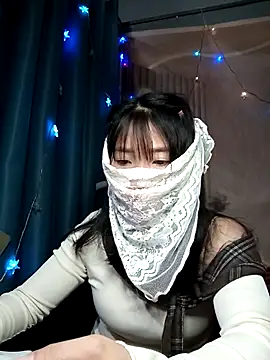 Girl-crazy1 online show from 04-13-26, 12:47