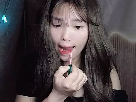 Snapshot of Girl-crazy1 chatting on 02-27-26, 02:06 Girl-crazy1 online show from 02-27-26, 02:06