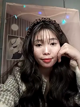 Snapshot of Girl-crazy1 chatting on 02-20-26, 06:26 Girl-crazy1 online show from 02-20-26, 06:26