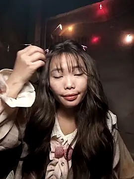 Snapshot of Girl-crazy1 chatting on 02-20-26, 11:17 Girl-crazy1 online show from 02-20-26, 11:17