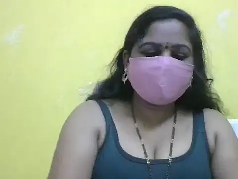 anu-reddyy online show from 05-10-26, 04:38
