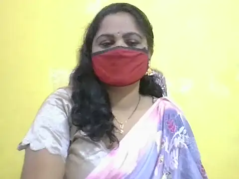 anu-reddyy online show from 03-26-26, 04:33