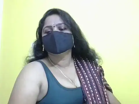 anu-reddyy online show from 04-24-26, 11:01
