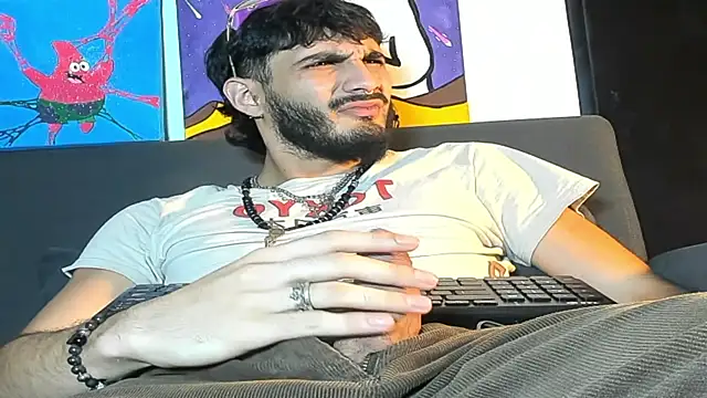 LovexJuxn8 online show from 03-05-26, 09:43