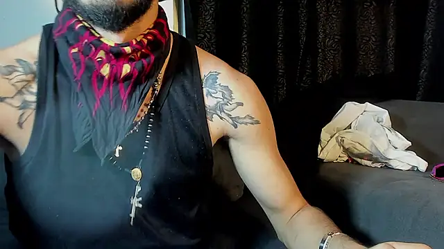 LovexJuxn8 online show from 03-07-26, 12:39