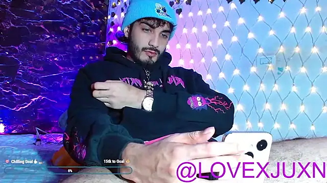 LovexJuxn8 online show from 05-07-26, 12:04