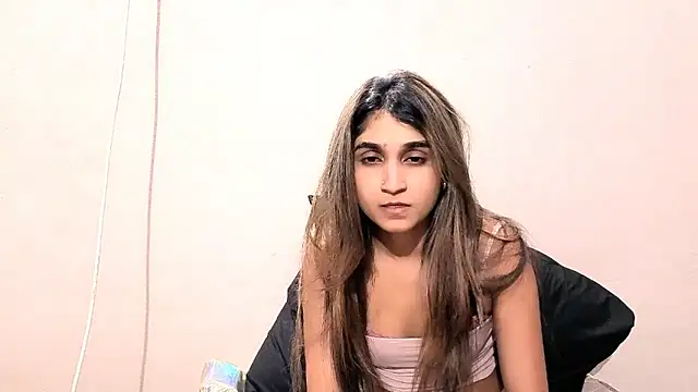Snapshot of Amber_Rose06 chatting on 04-19-26, 05:19 Amber Rose06 online show from 04-19-26, 05:19