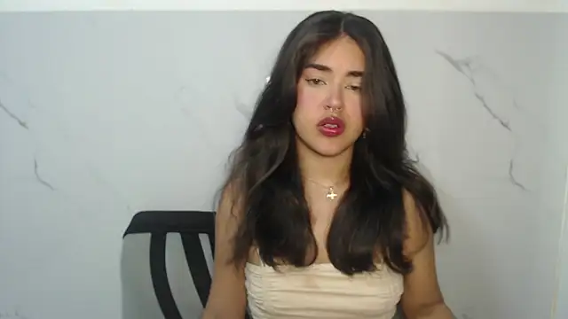 Snapshot of melodyphillips_2_ chatting on 05-09-26, 10:07 melodyphillips 2 online show from 05-09-26, 10:07