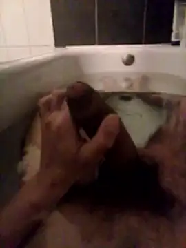 Snapshot of Papa_005 chatting on 02-26-26, 01:49 Papa 005 online show from 02-26-26, 01:49