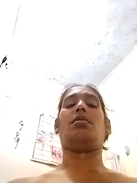 Baby P online show from 04-15-26, 04:33