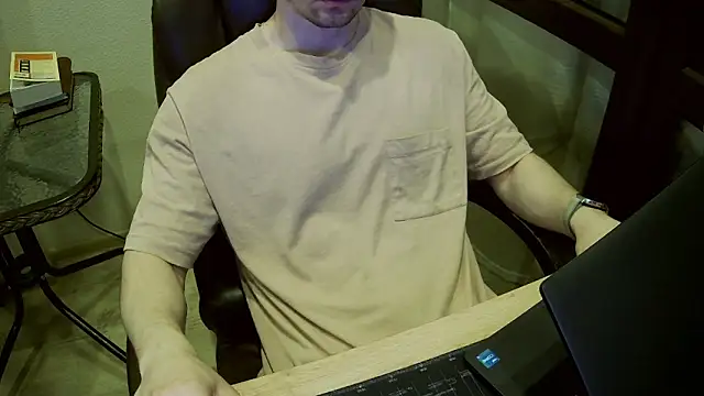 Snapshot of Marliten chatting on 02-17-26, 01:41 Marliten online show from 02-17-26, 01:41