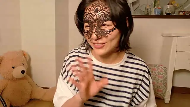 Mochi-Momo online show from 06-13-26, 02:26