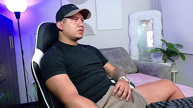  robertobaggioo online show from 05-15-26, 12:36